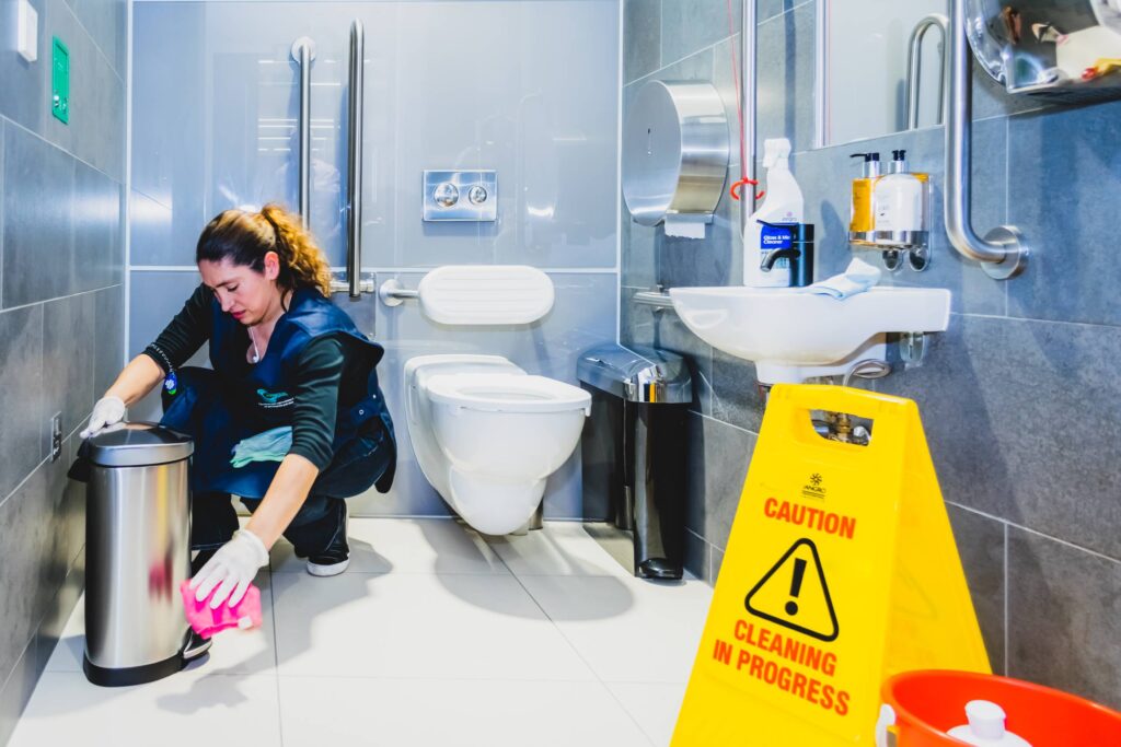 How To Keep The Office Bathroom Clean